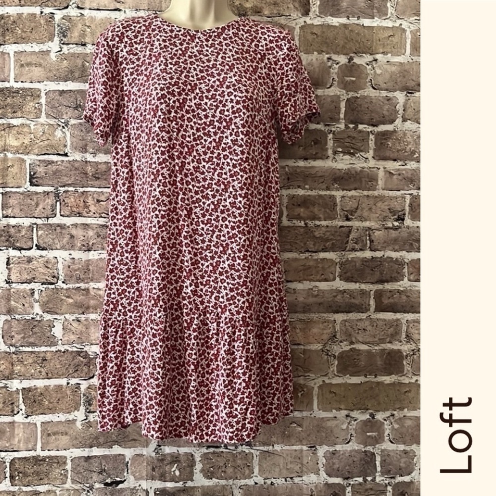 Loft Dress - Flowy Floral‎ Dress